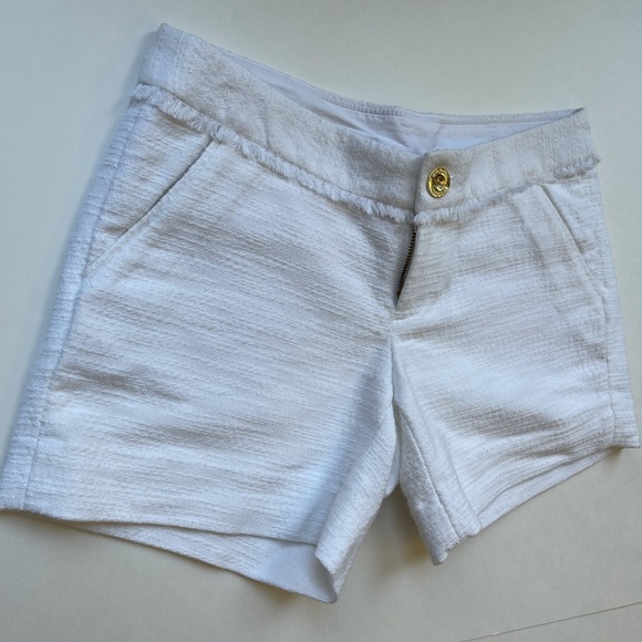 🎉HOST PICK🎉 Lilly Pulitzer white cotton/tweed/fringe shorts - Picture 3 of 14